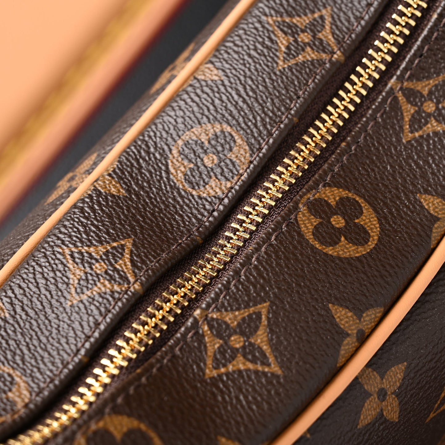 Louis Vuitton Monogram Canvas Graceful MM Shoulder Bag