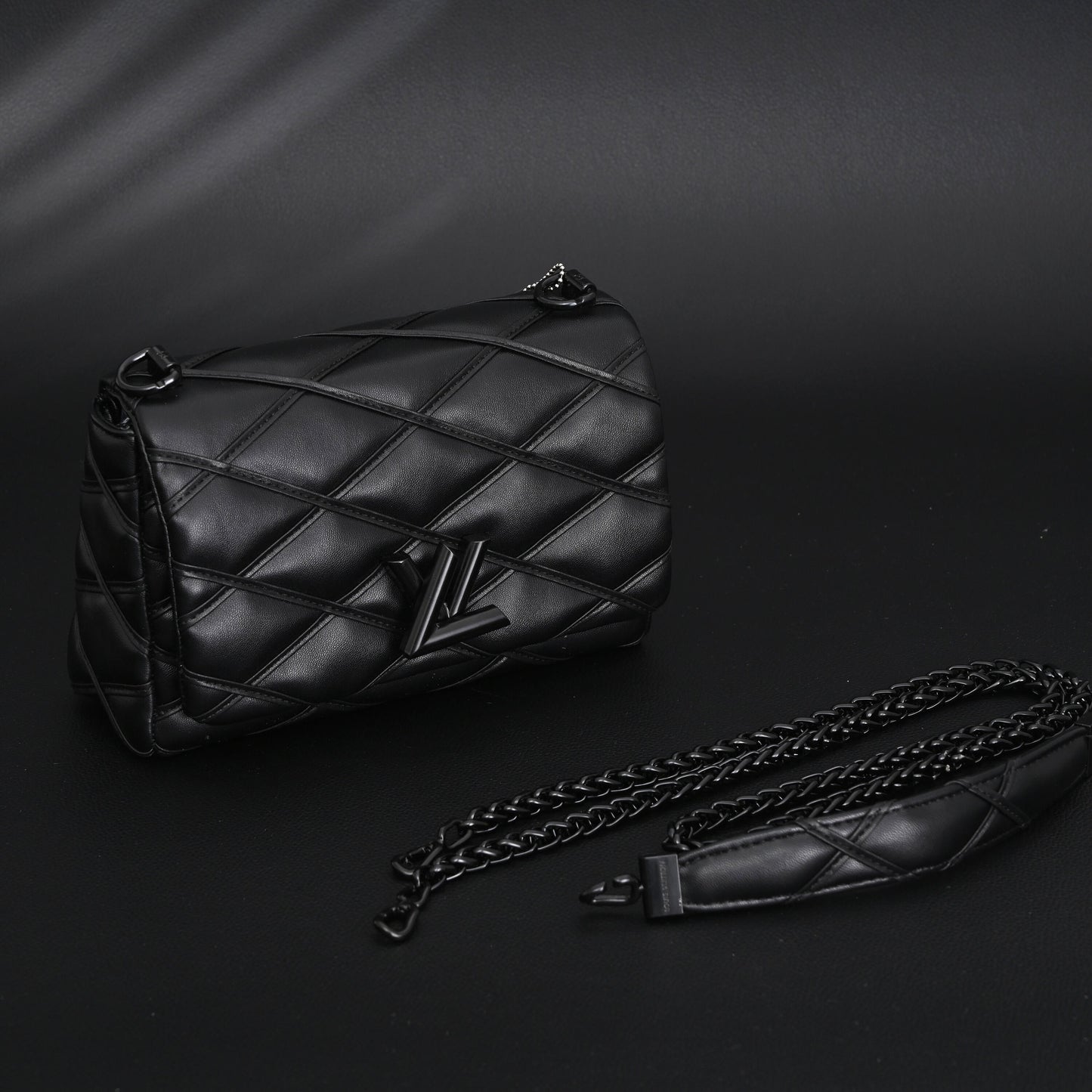 Louis Vuitton GO-14 MM Quilted Leather Chain Shoulder Bag – Black