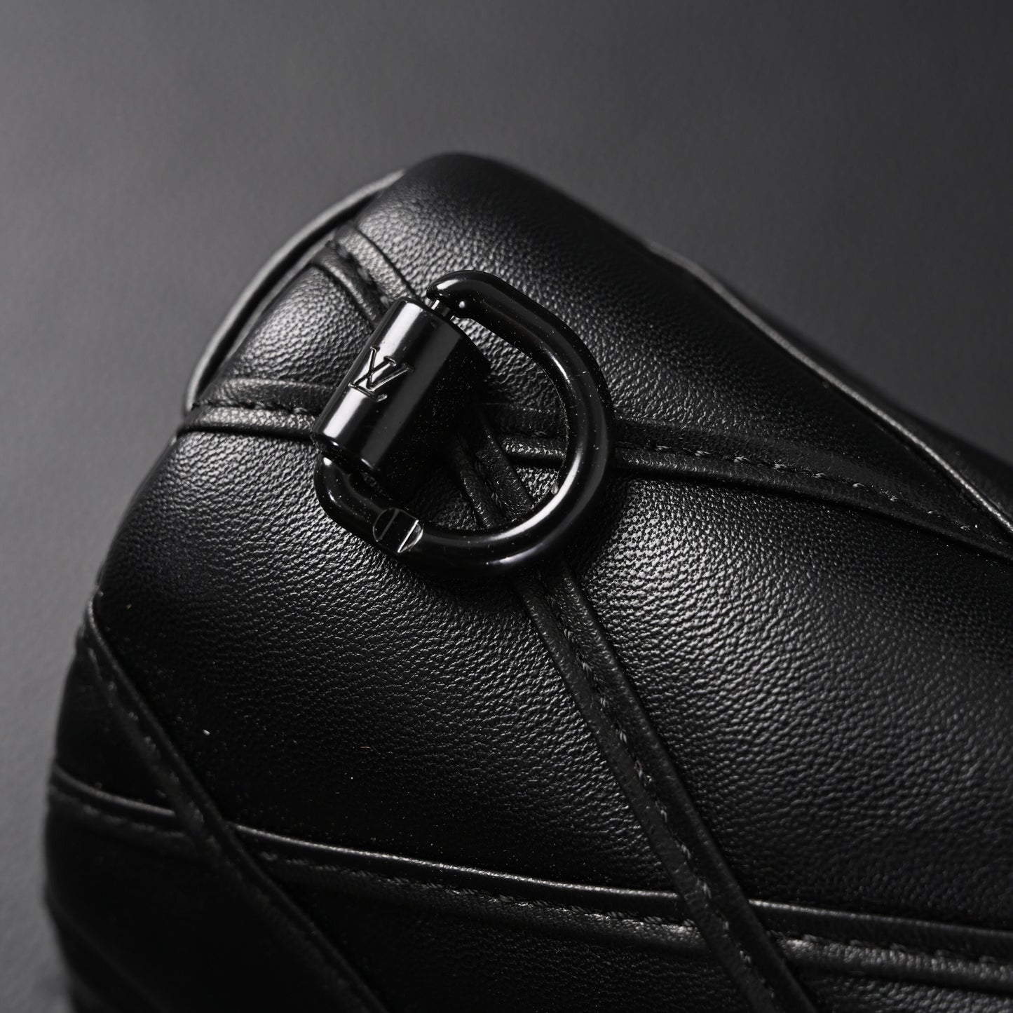 Louis Vuitton GO-14 MM Quilted Leather Chain Shoulder Bag – Black