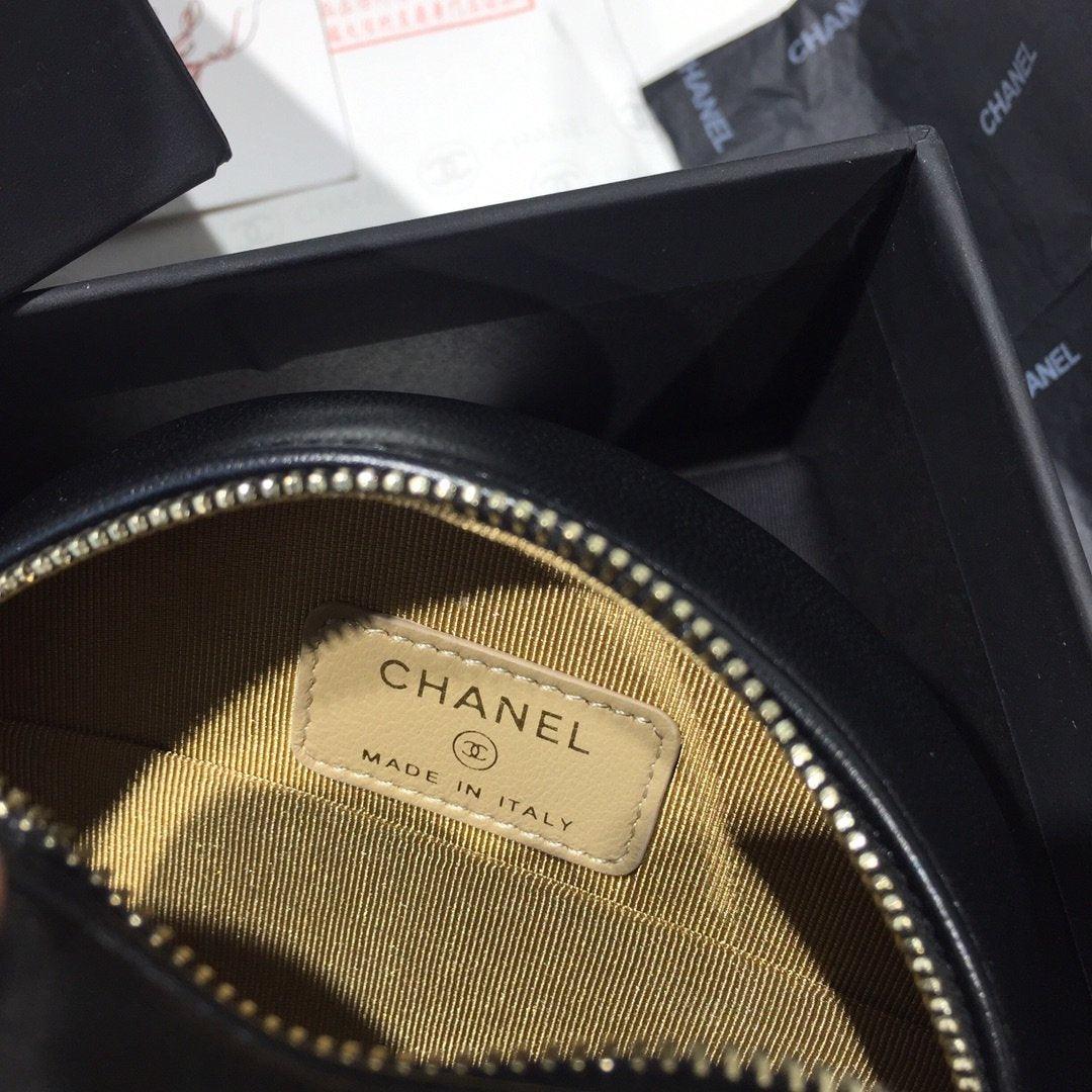 Chanel Pearl Round Clutch with Chain