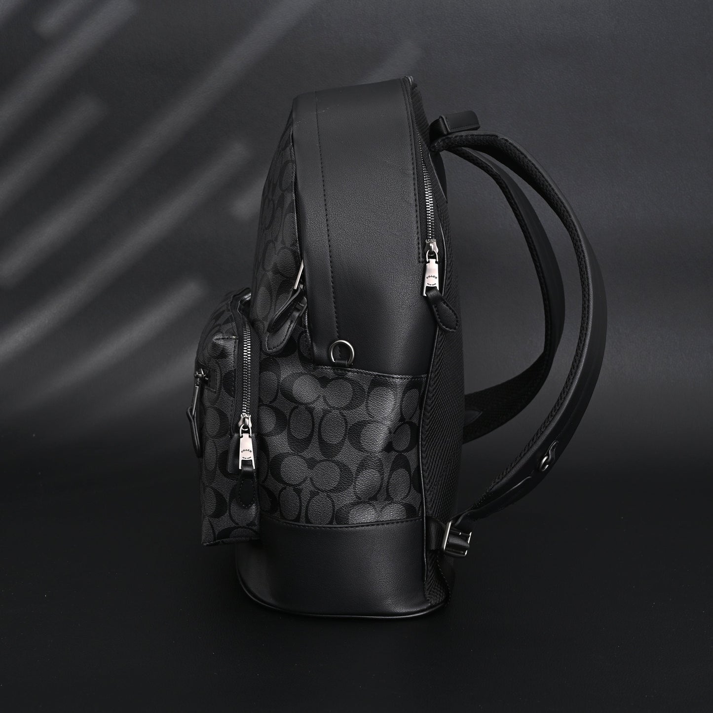 Coach West Backpack – Signature Canvas in Black/Grey