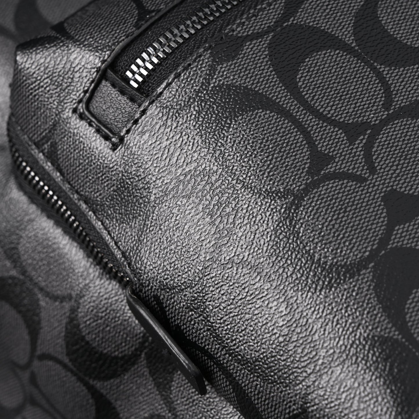 Coach West Backpack – Signature Canvas in Black/Grey