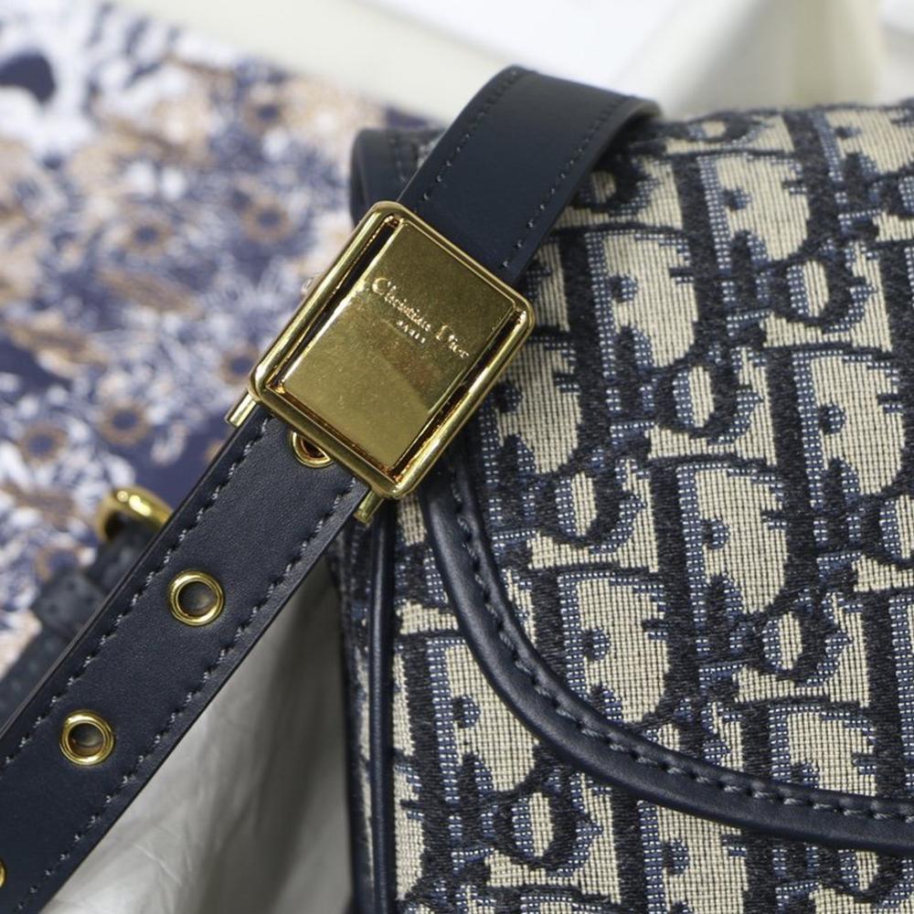 Medium Dior Bobby Bag