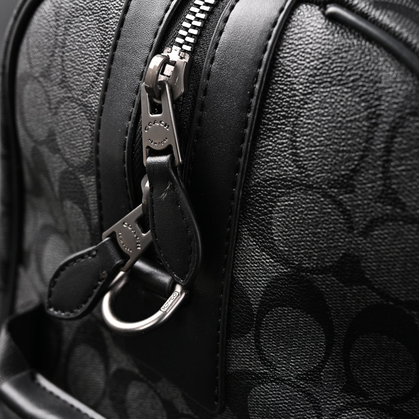 Louis Vuitton Keepall Bandoulière 50 – Damier Graphite Canvas Travel Bag