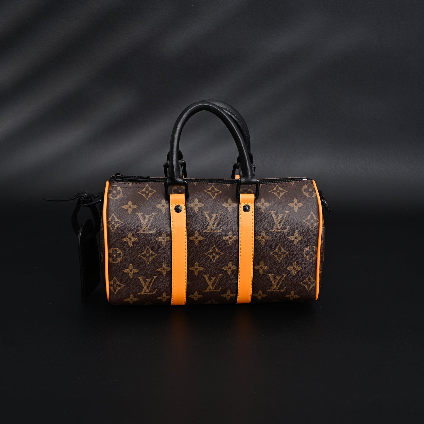 Louis Vuitton Keepall Bandoulière 50 – Monogram Canvas with Neon Orange Trim
