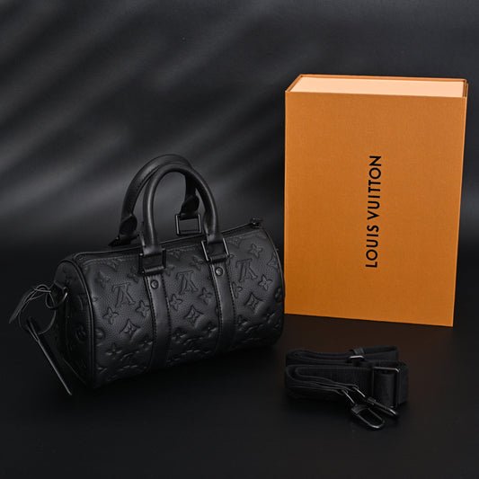 Louis Vuitton Keepall Bandoulière 50 – Monogram Shadow Black Leather