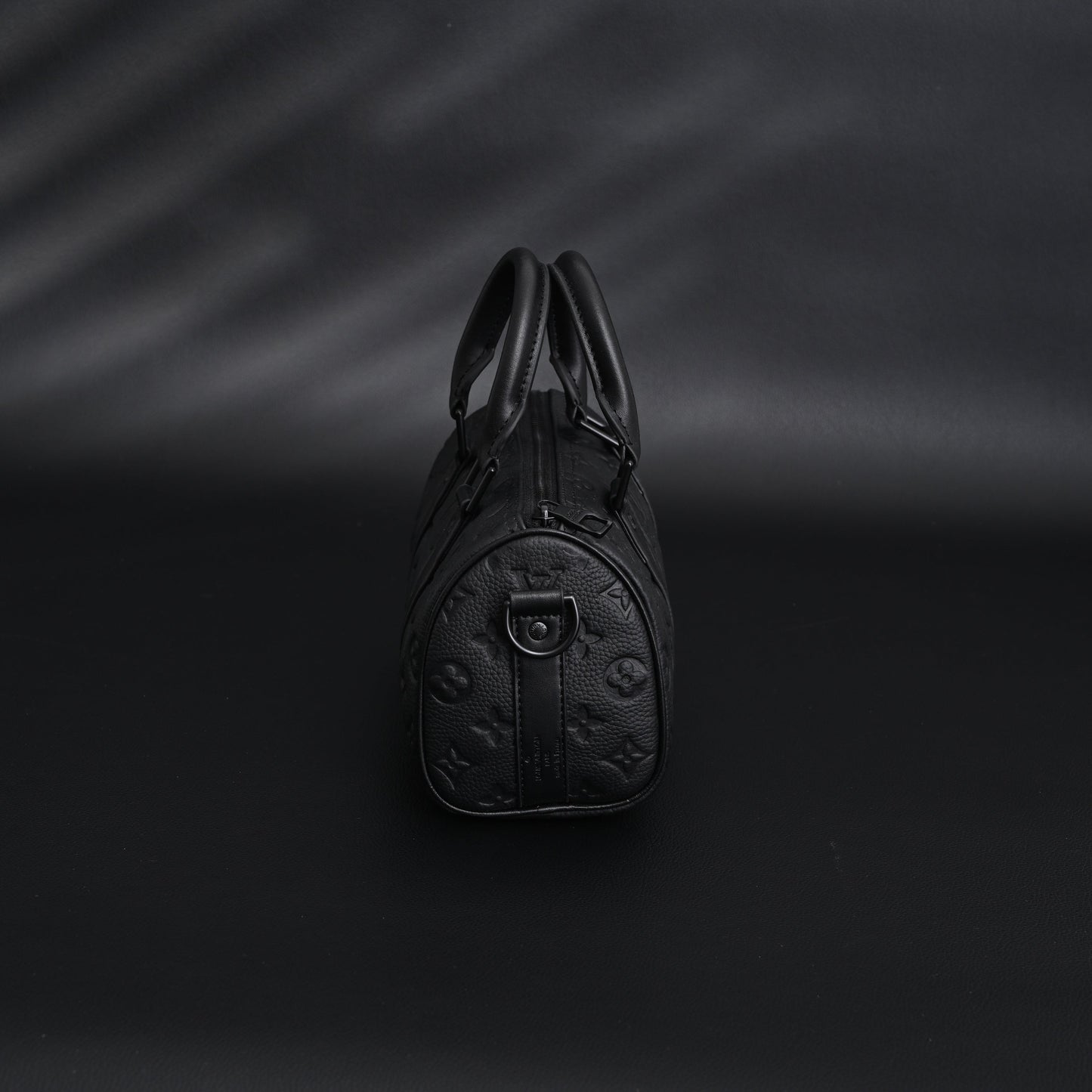 Louis Vuitton Keepall Bandoulière 50 – Monogram Shadow Black Leather