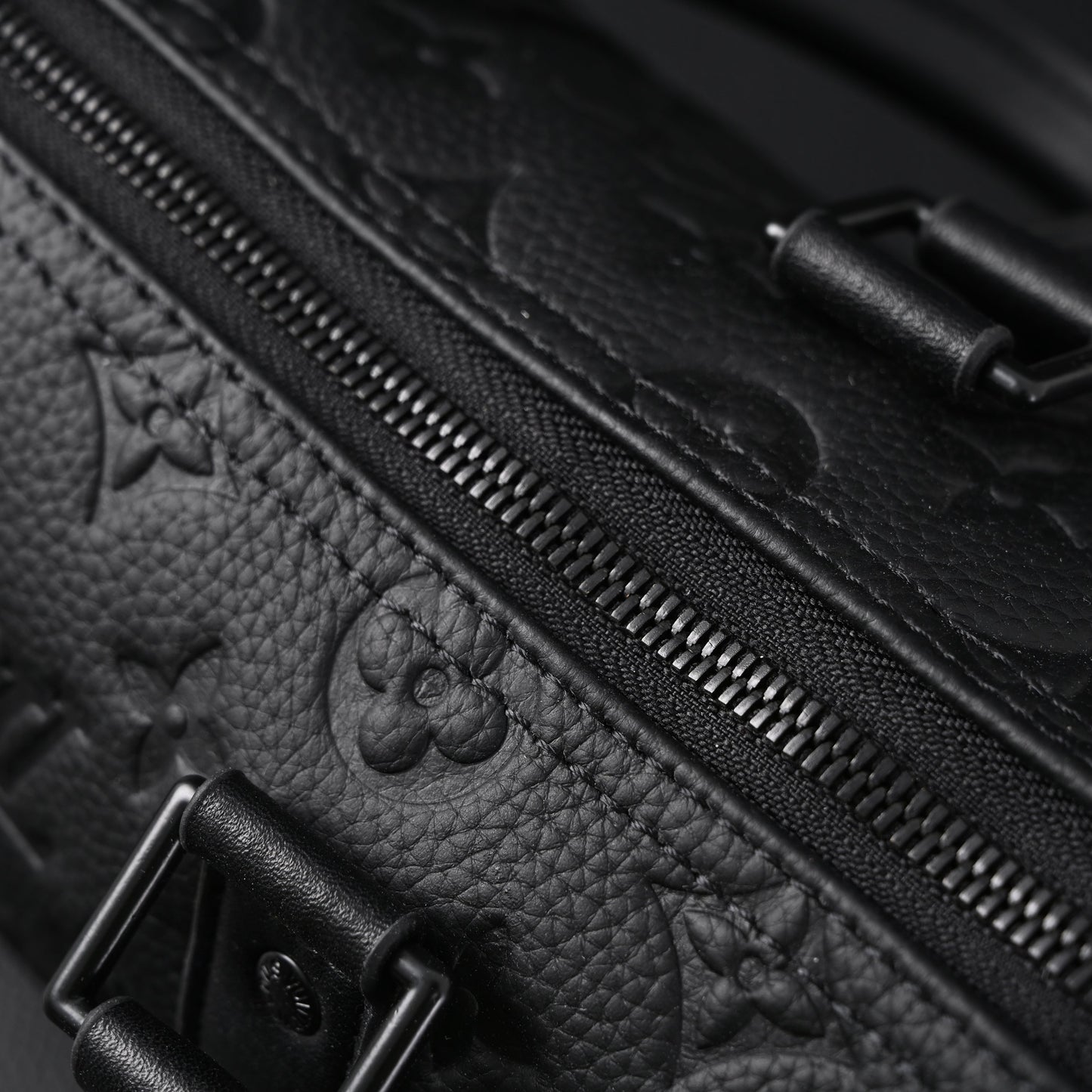 Louis Vuitton Keepall Bandoulière 50 – Monogram Shadow Black Leather