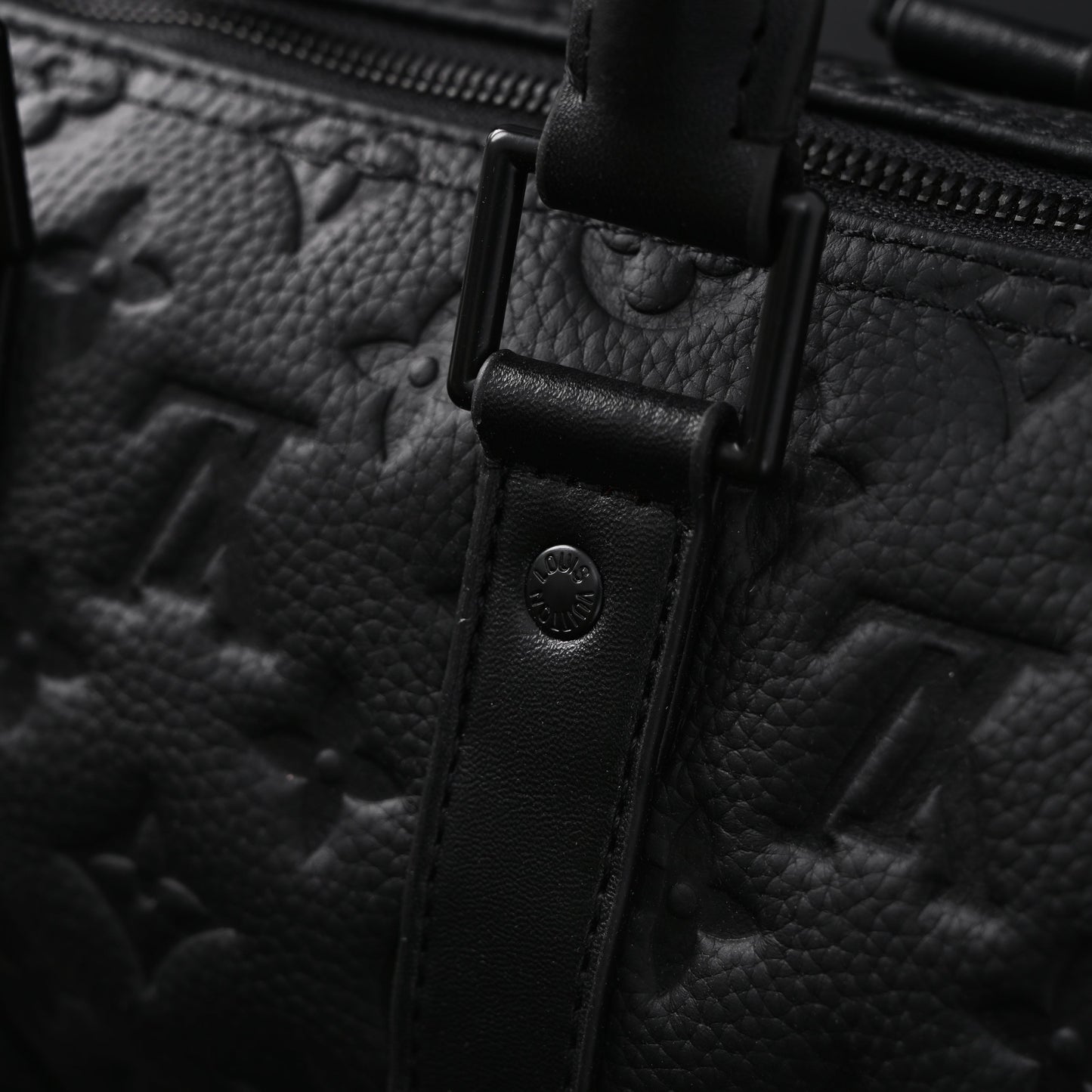 Louis Vuitton Keepall Bandoulière 50 – Monogram Shadow Black Leather