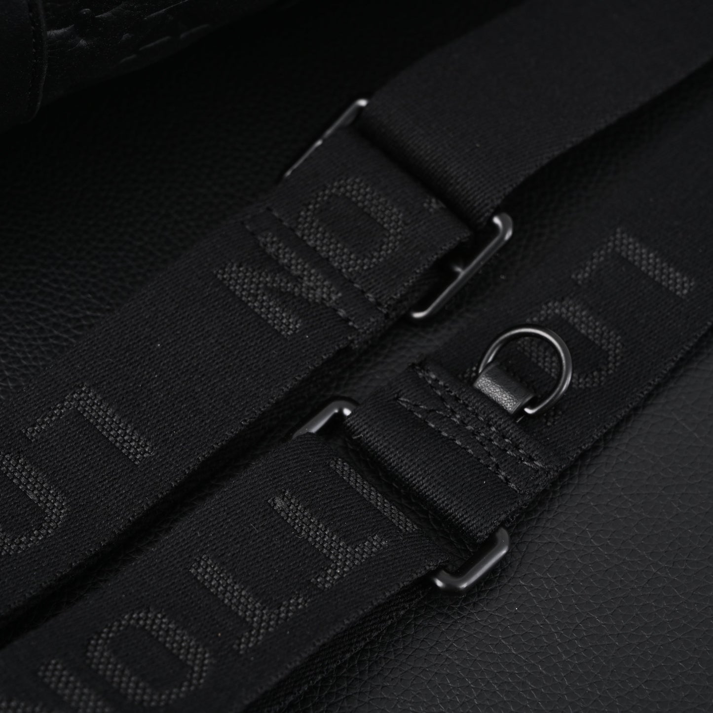 Louis Vuitton Keepall Bandoulière 50 – Monogram Shadow Black Leather