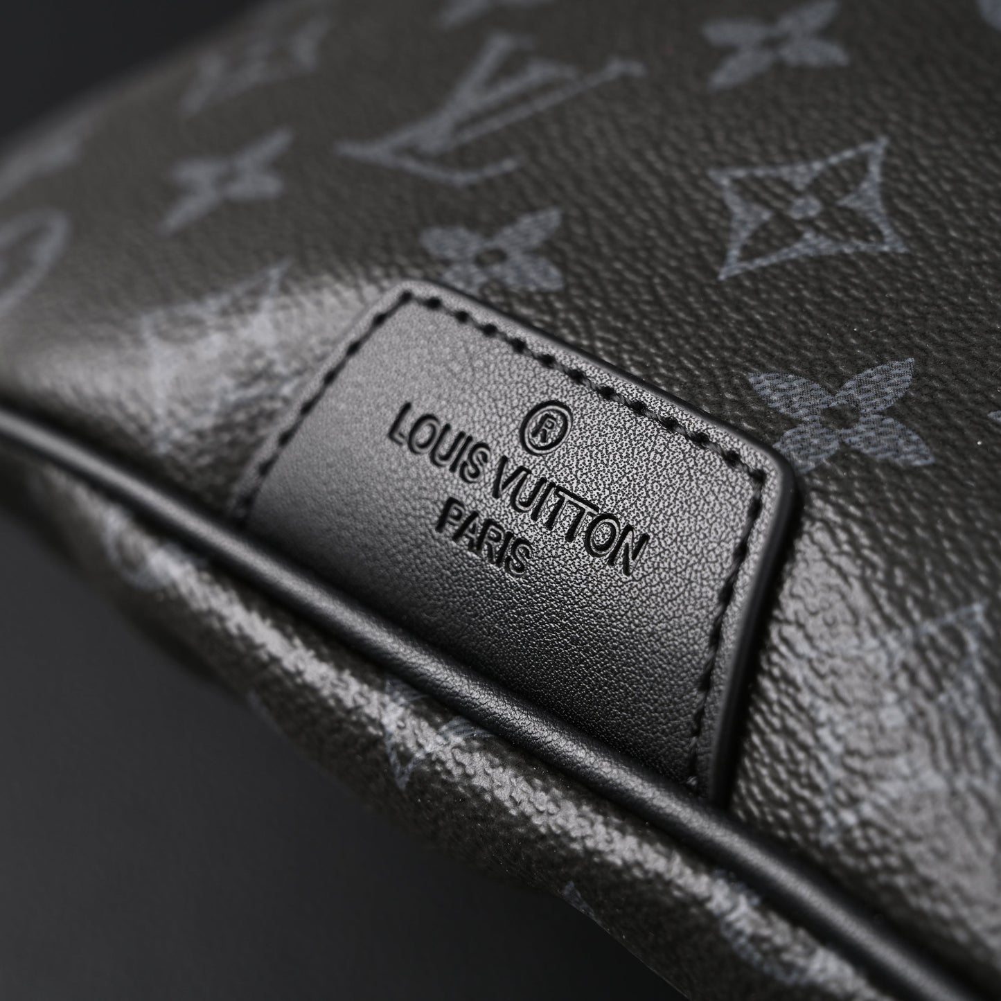 Louis Vuitton Discovery Bumbag – Monogram Eclipse