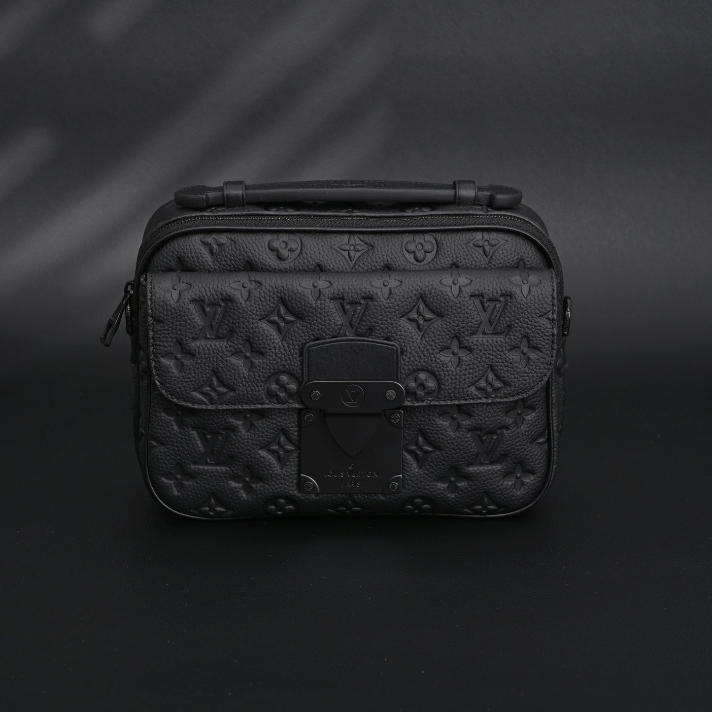 Louis Vuitton Capucines BB Top Handle Bag – Black Taurillon Leather