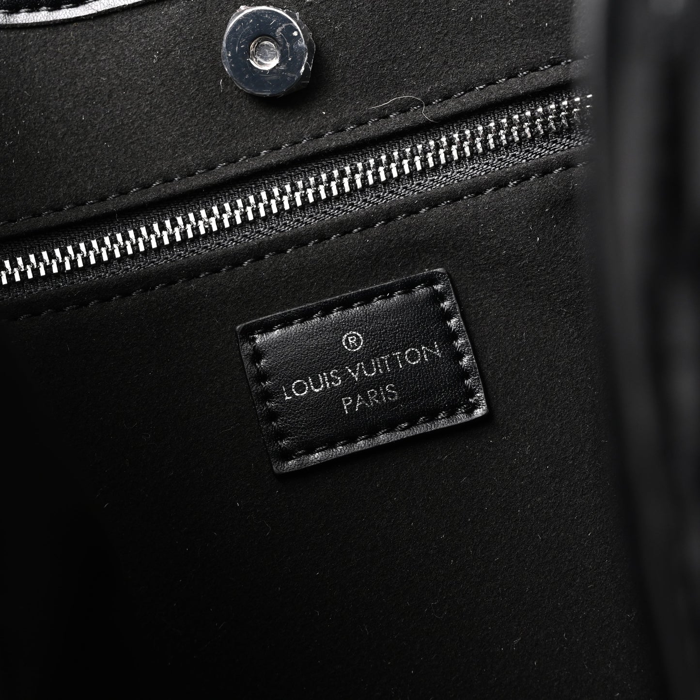 Louis Vuitton Montaigne Black Mahina Leather Shoulder Bag