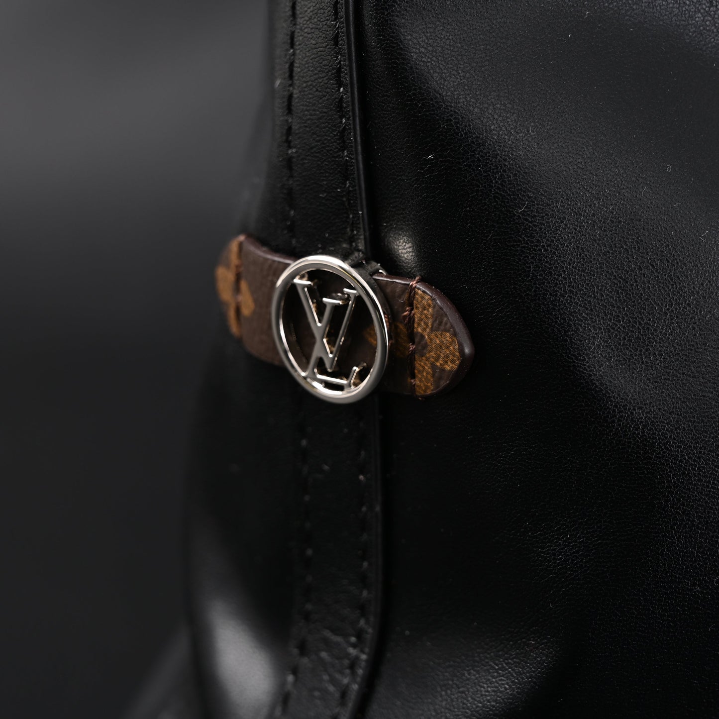 Louis Vuitton Black Mahina Leather Hobo Shoulder Bag