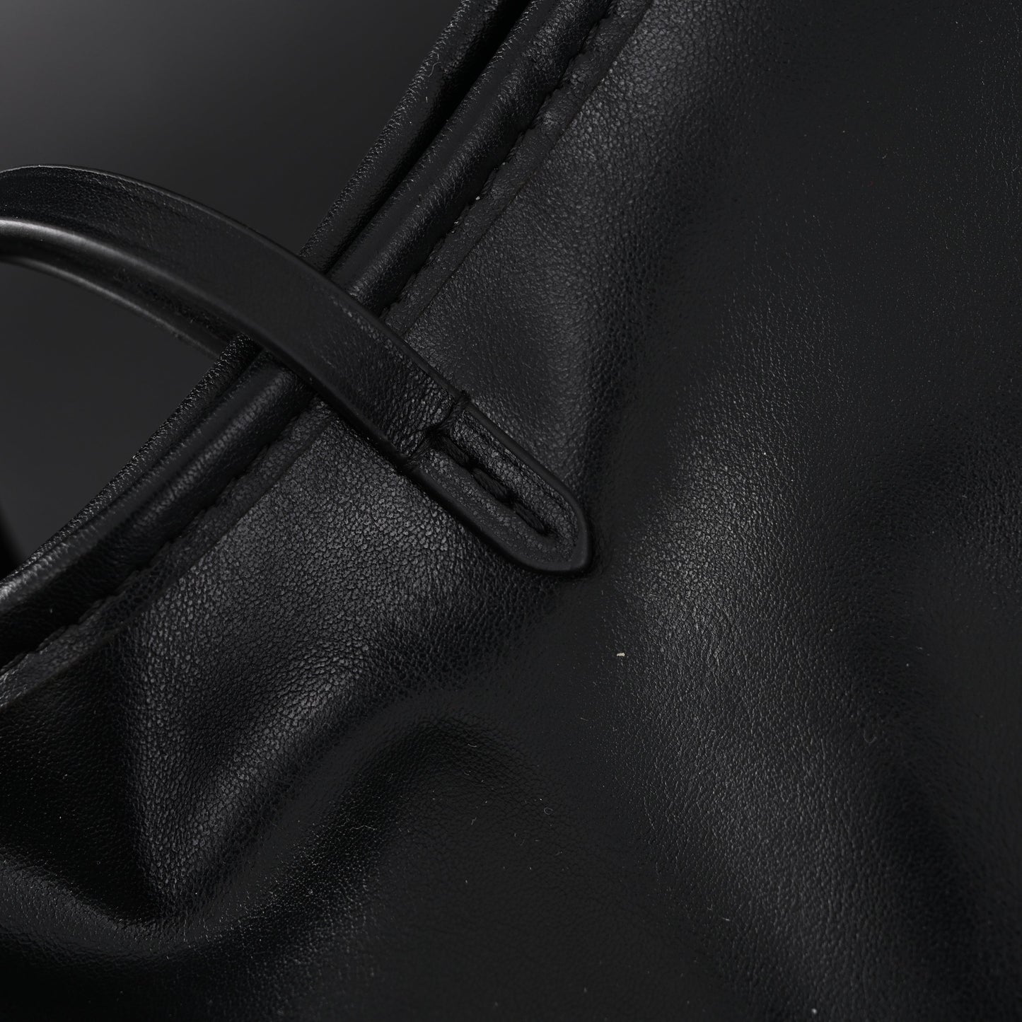 Louis Vuitton Black Mahina Leather Hobo Shoulder Bag