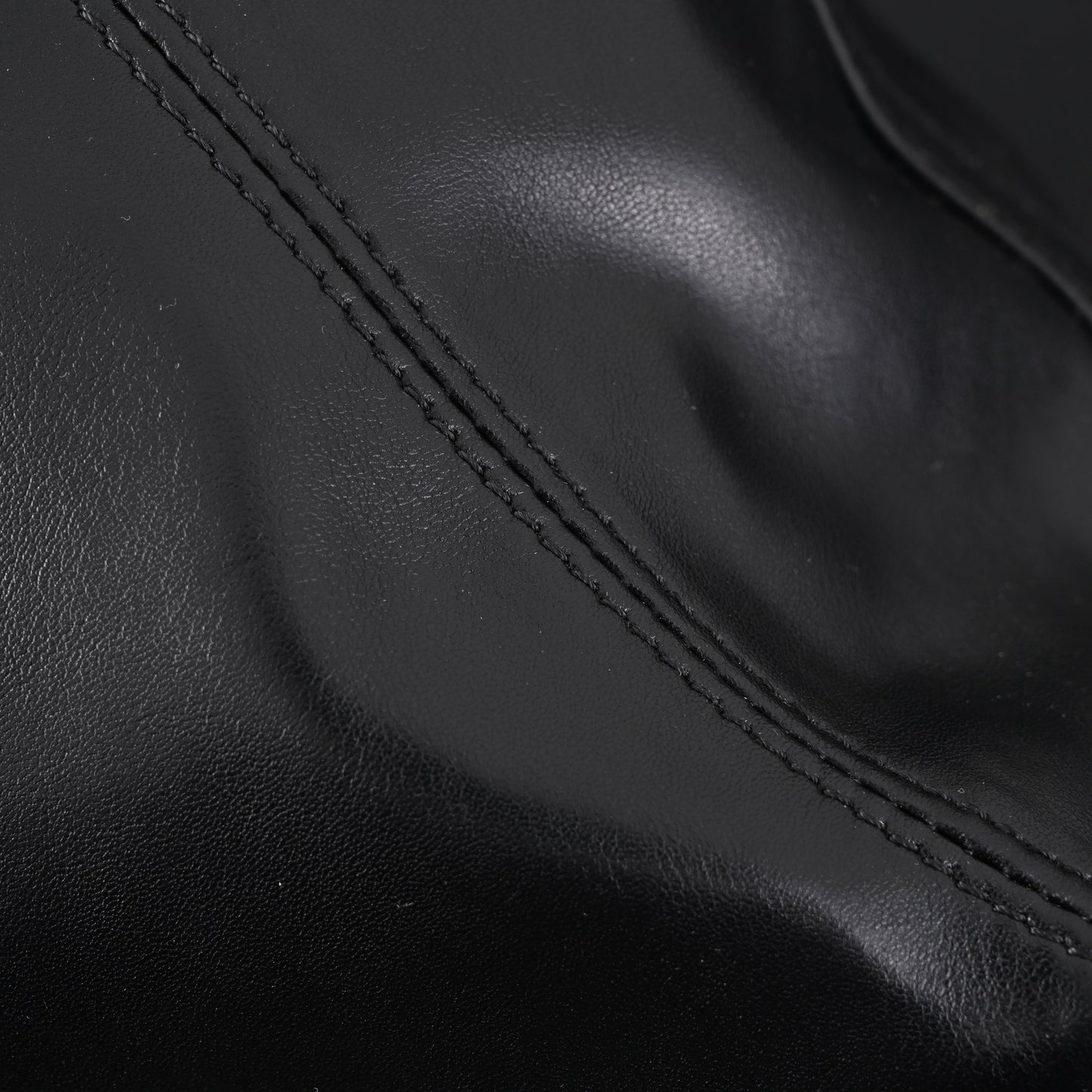 Louis Vuitton Graceful MM Black Monogram Hobo Bag