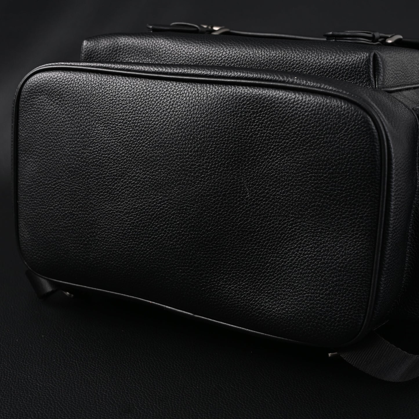 Coach Men’s Leather Backpack – Black Signature Canvas