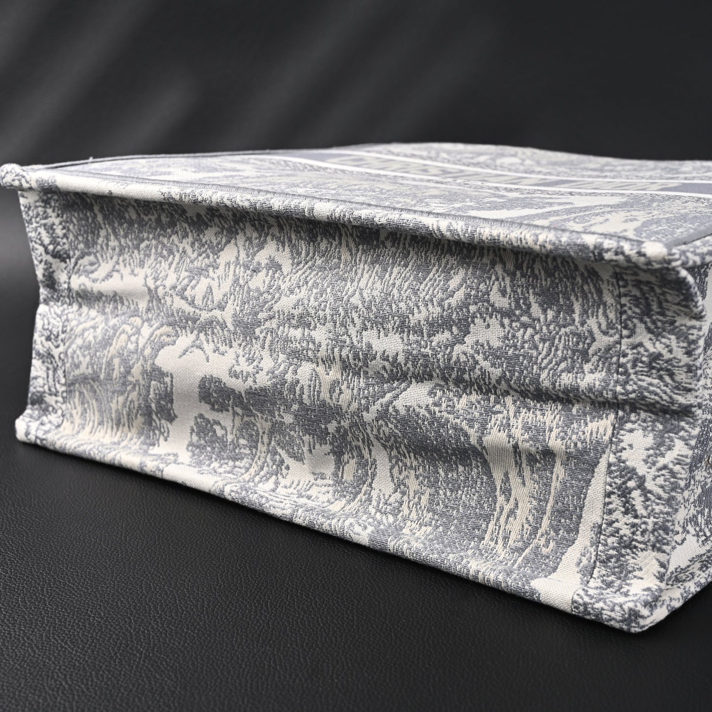 Christian Dior Large Book Tote – Toile de Jouy Embroidery