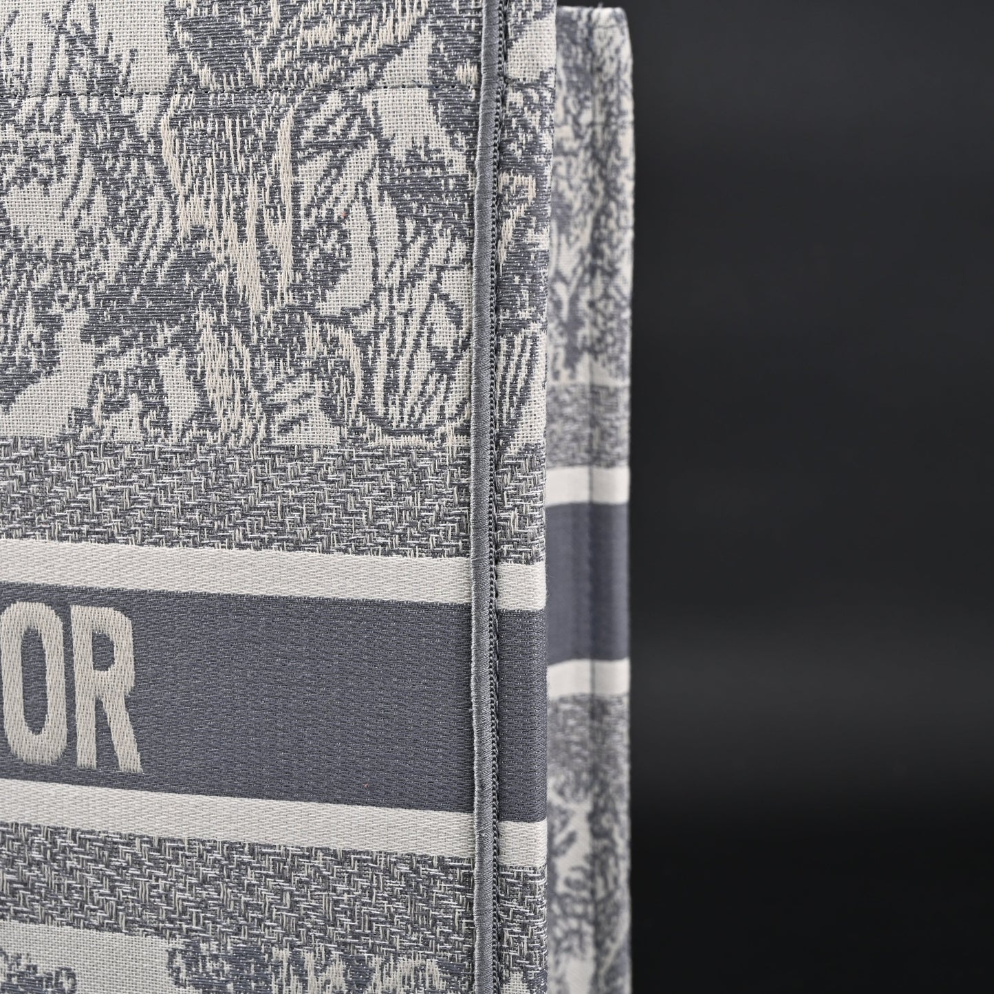 Christian Dior Large Book Tote – Toile de Jouy Embroidery