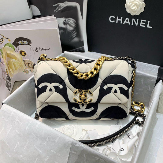 Chanel 19 Flap Bag medium black ecru