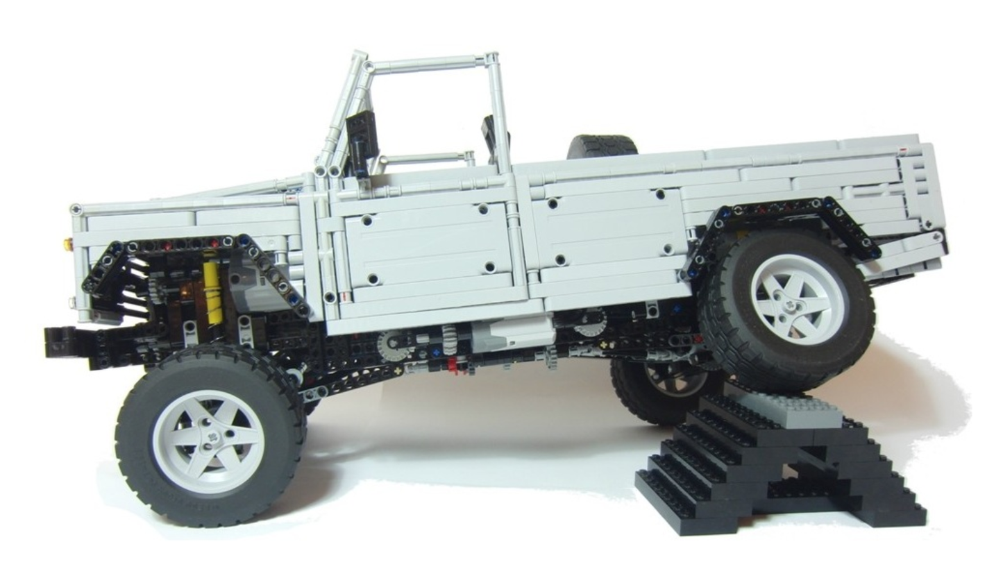 Remote Controlled SUV 3438pcs