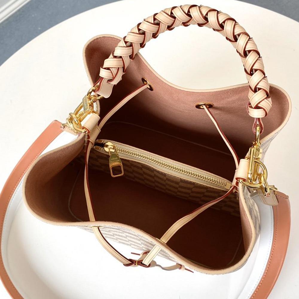 Louis Vuitton NÉONOÉ BB